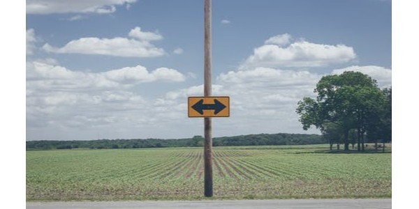 指紋鎖是下壓式好，還是推拉式好？