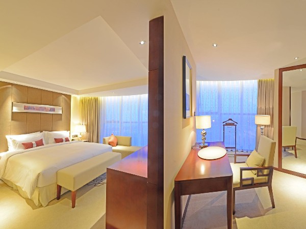 智能家居發(fā)展迅速，前景遠大，但要普及時機還不成熟